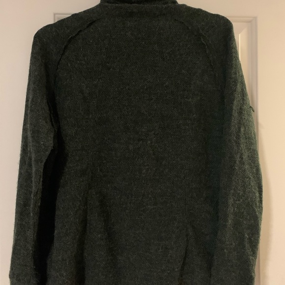 Wool sweater - Picture 2 of 2